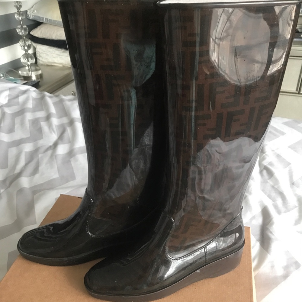 Fendi Rainboots